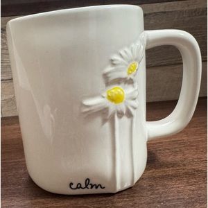 Super Cute 🥰 Rae Dunn “Calm” Daisies 🌼 🌼 Mug - NEW